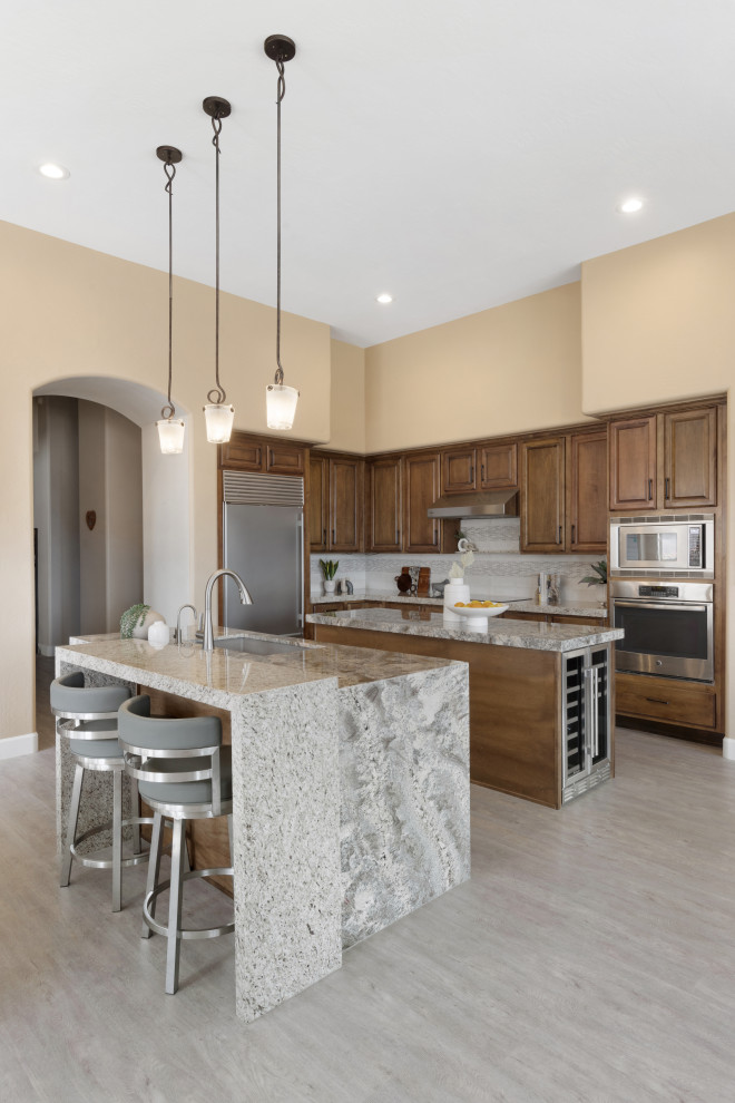 Kitchen - kitchen idea in Phoenix