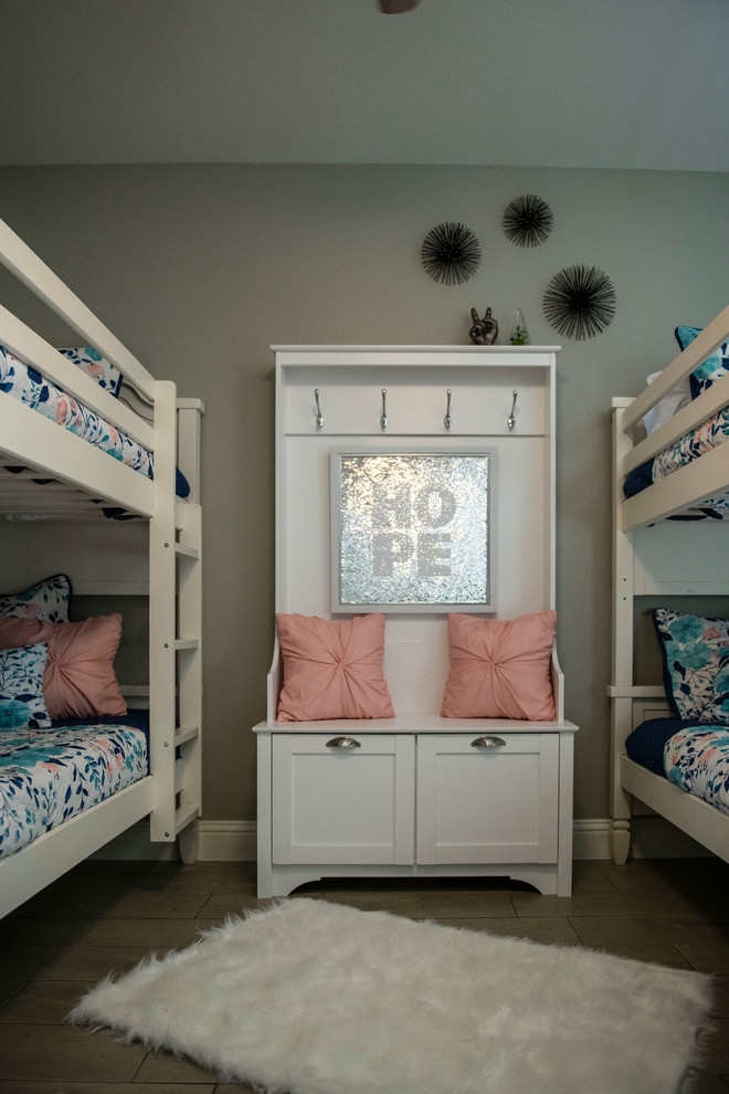Design ideas for a country kids' room in Dallas.