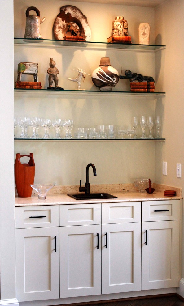 Example of a transitional basement design in Atlanta