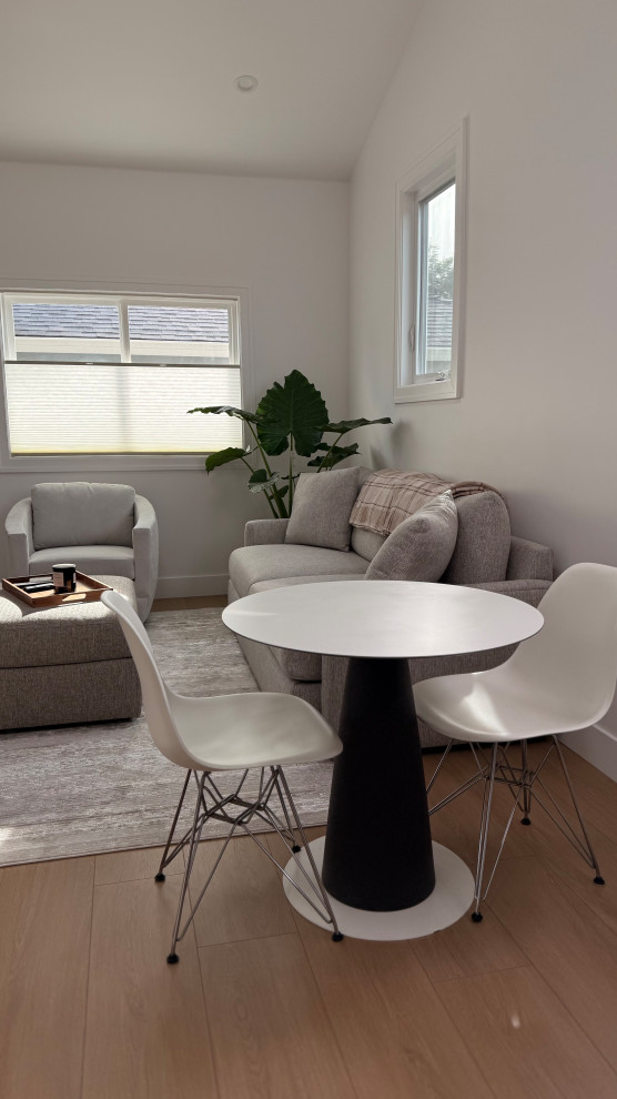 Redwood Oaks Neighborhood