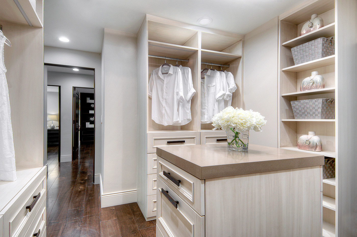 75 Closet Ideas You'll Love - January, 2024