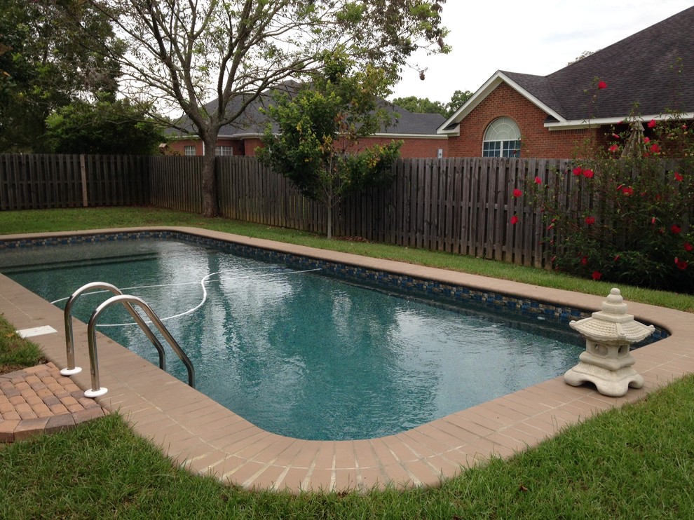 Pool - transitional pool idea in Miami