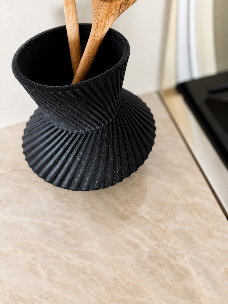 Mediterrenean Mod | Littleton, CO | Kitchen & Bathroom Full Renovation