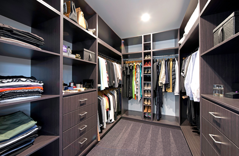 This is an example of a contemporary storage and wardrobe in Canberra - Queanbeyan.