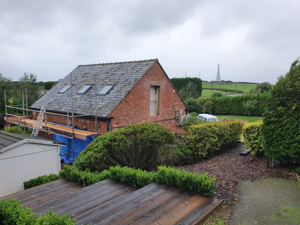Garage Conversion to Man Pad