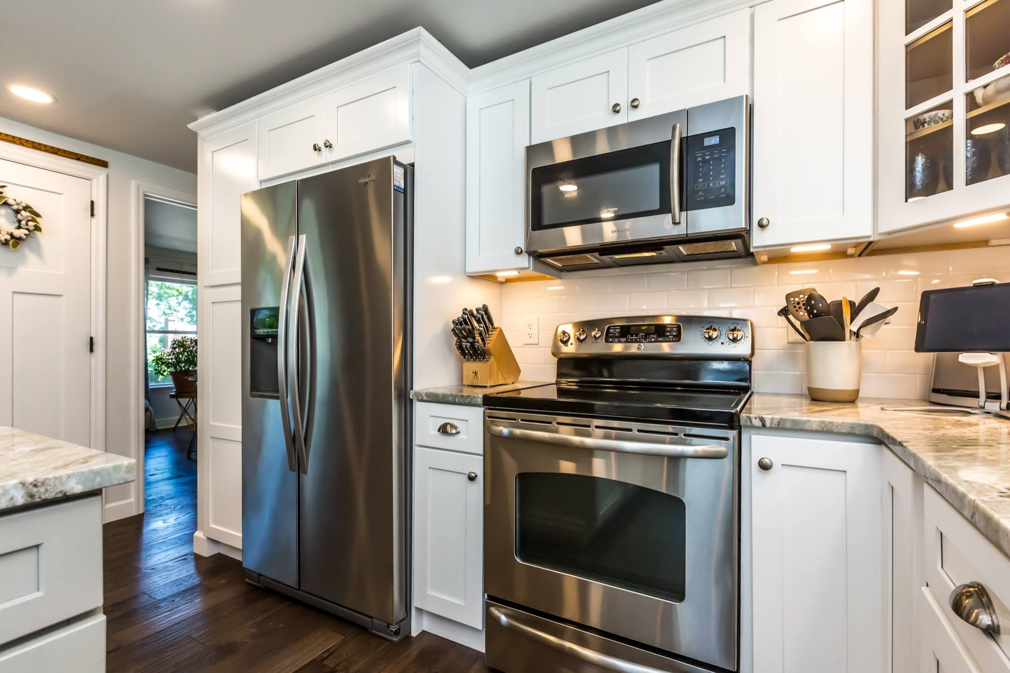 Contemporary Craftsman Kitchen