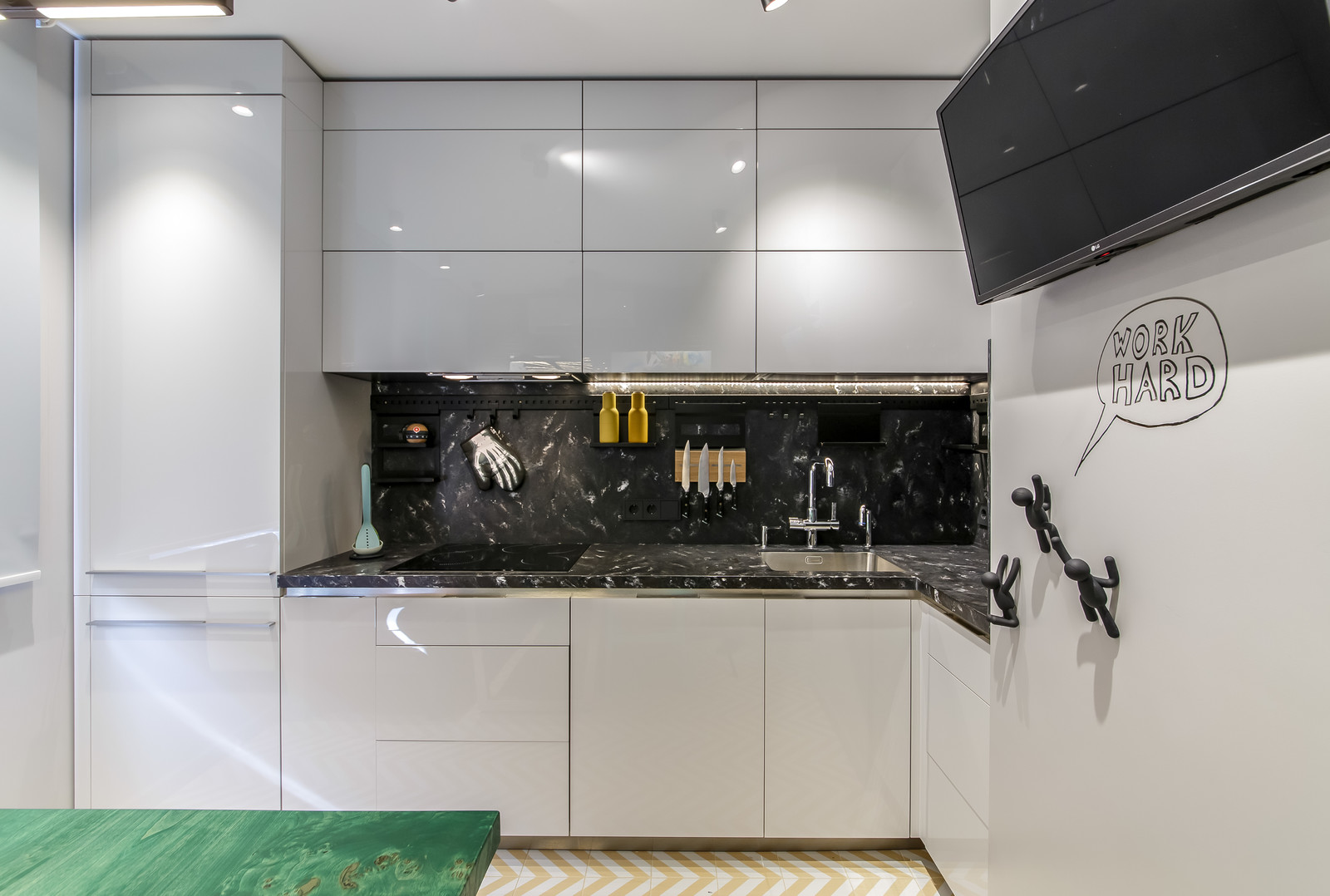 Современная кухня коворкинг