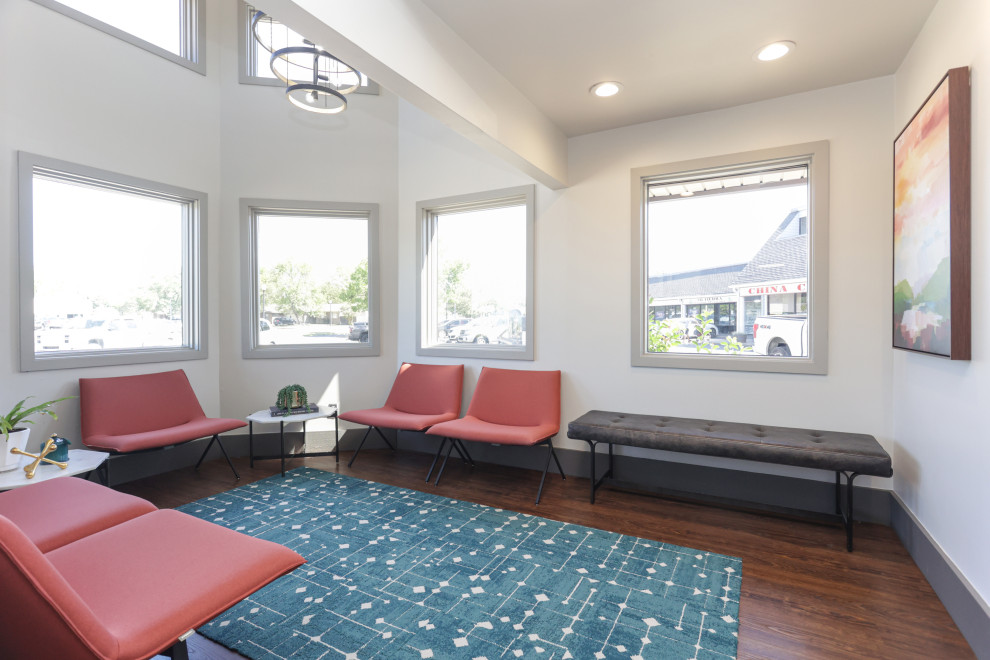 Home design - transitional home design idea