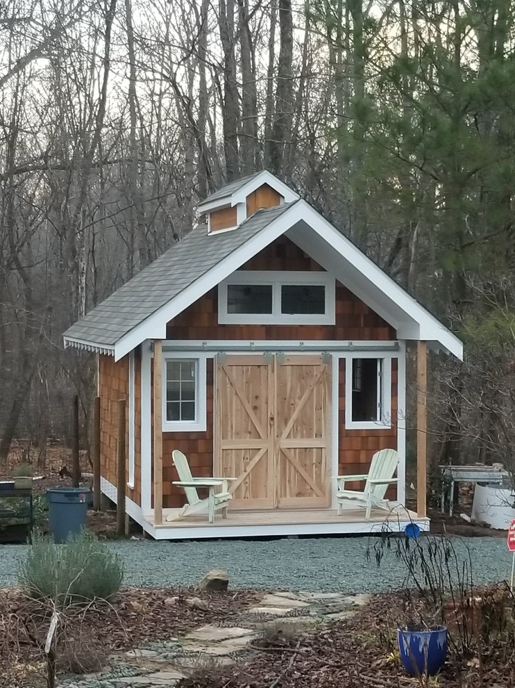 Inspiration for a traditional shed and granny flat in Raleigh.