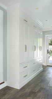 Plain & Fancy Custom Cabinets - Bridgeport - by Berkshire Hills Design