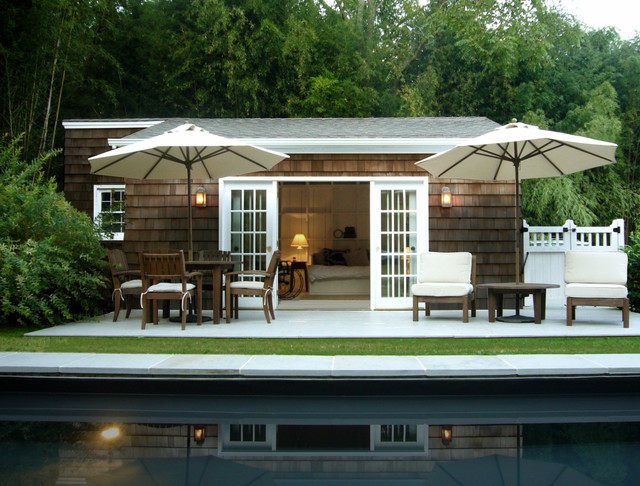 Tales from The Good Life: Having Pool House