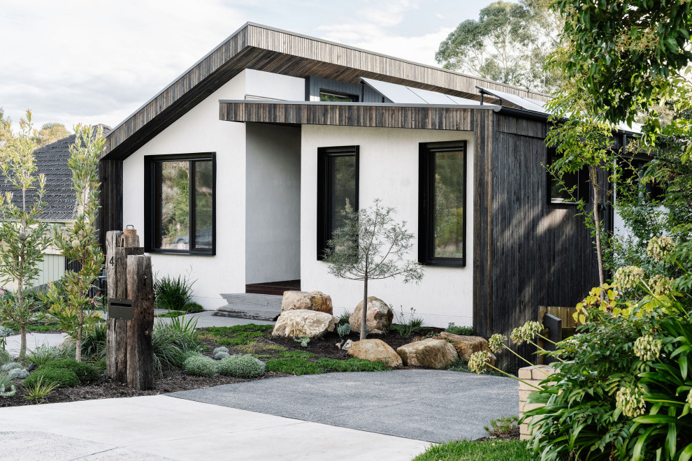 This is an example of a contemporary exterior in Melbourne.