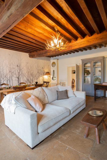 Bourgogne country-living-room