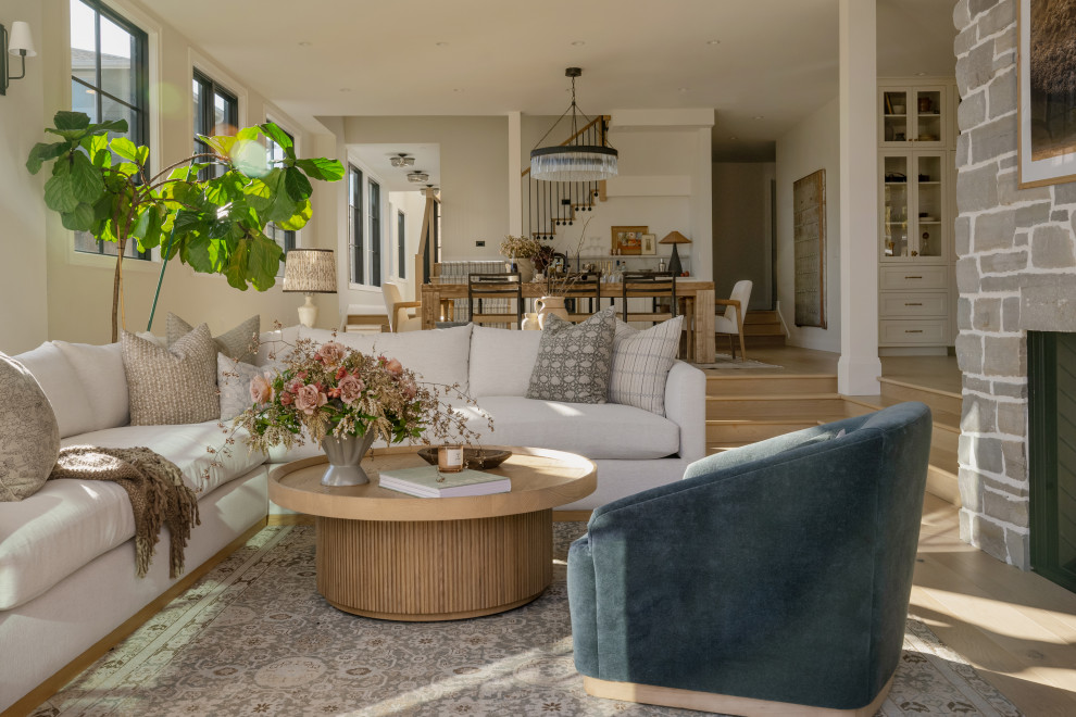 Inspiration for a transitional living room remodel in Seattle