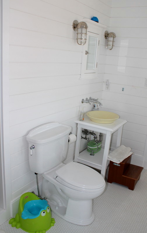 Beach Dwellings' Bathrooms