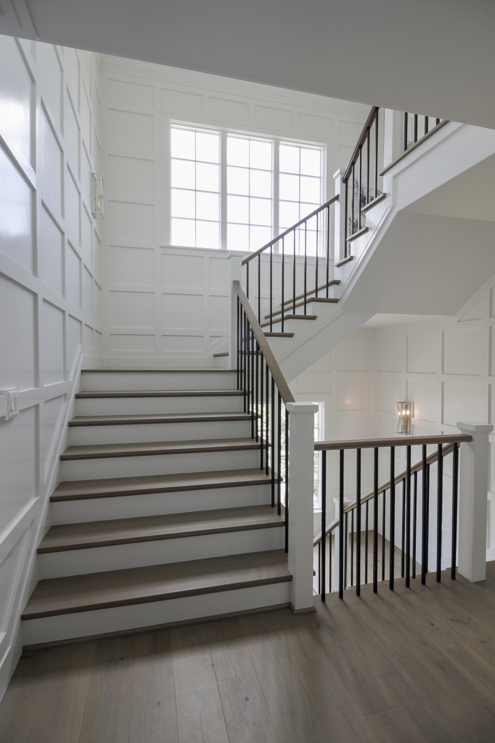 87_Welcoming and Functional Contemporary U-shaped Staircase, Arlington, VA 22207