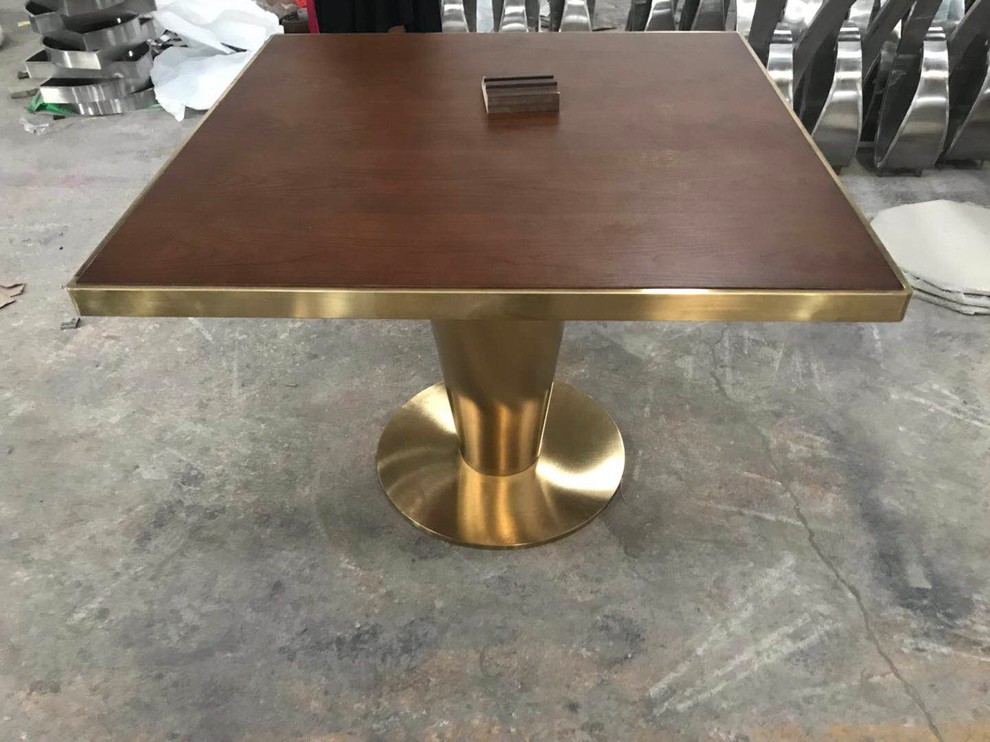 оснащение английского паба Local Pub