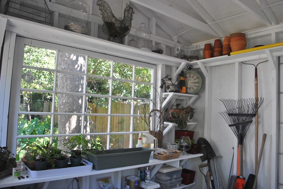 Design ideas for a country garden shed in Other.