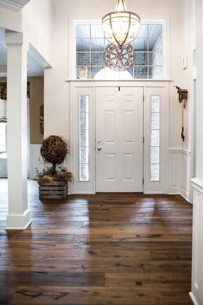 Mountain style entryway photo in New York