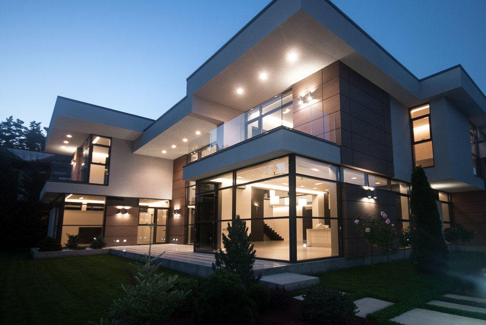 Остекление коттеджа в поселке БЕНИЛЮКС на алюминиевой системе REYNAERS