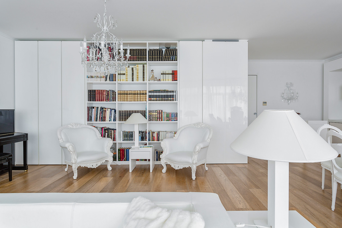 Проект в белом