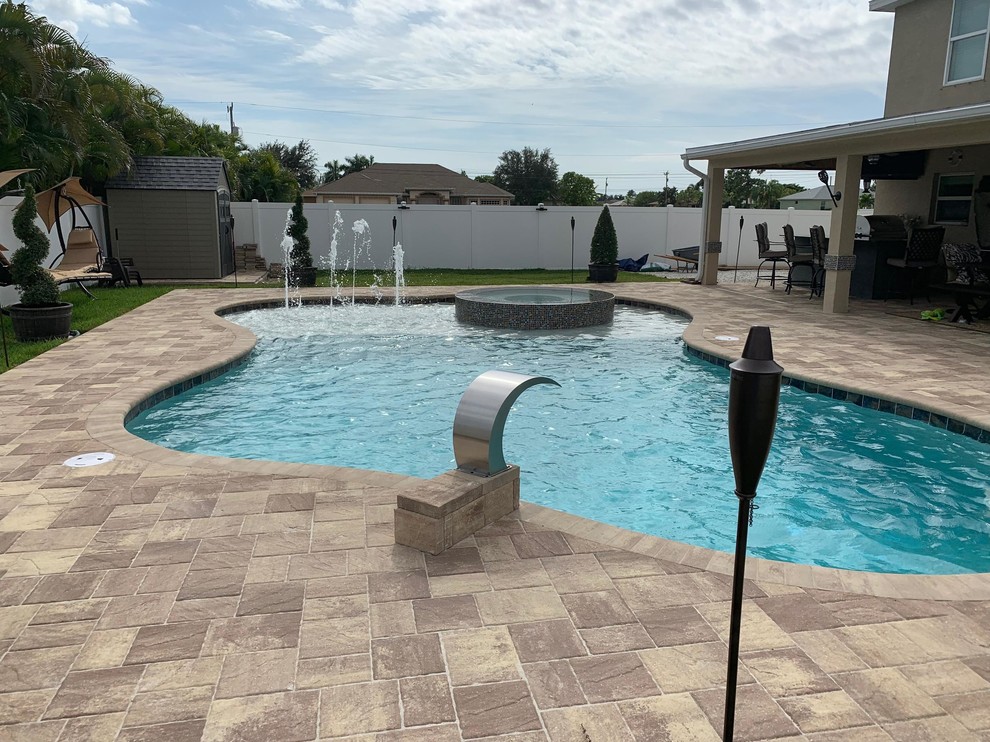 Maldonado Pool in Cape Coral, Florida Pool Miami by Sunset Pools
