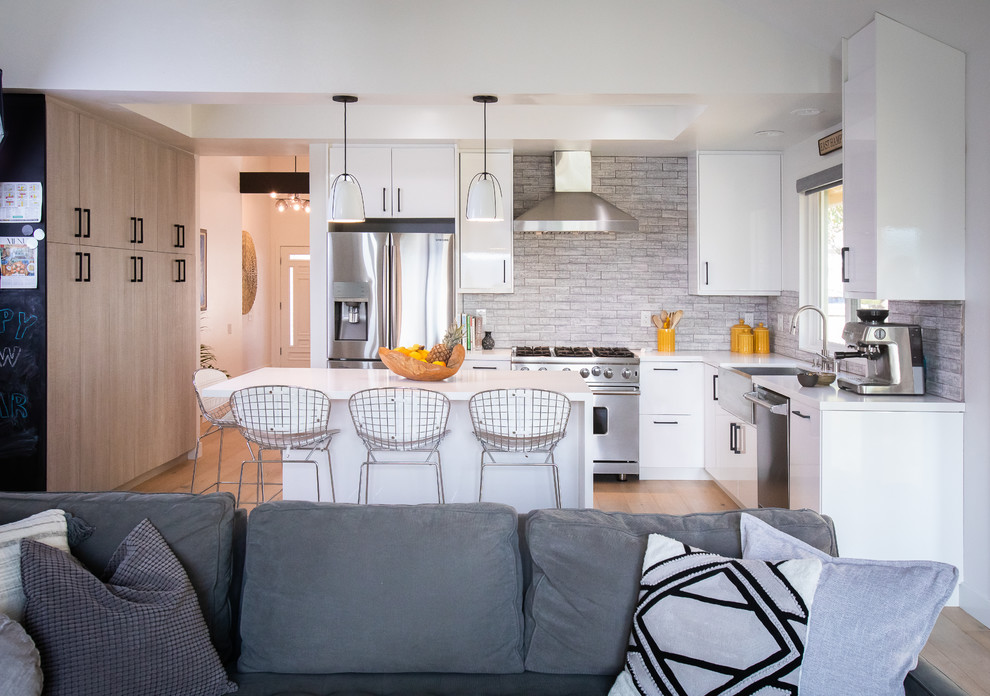 Contemporary kitchen in Los Angeles.