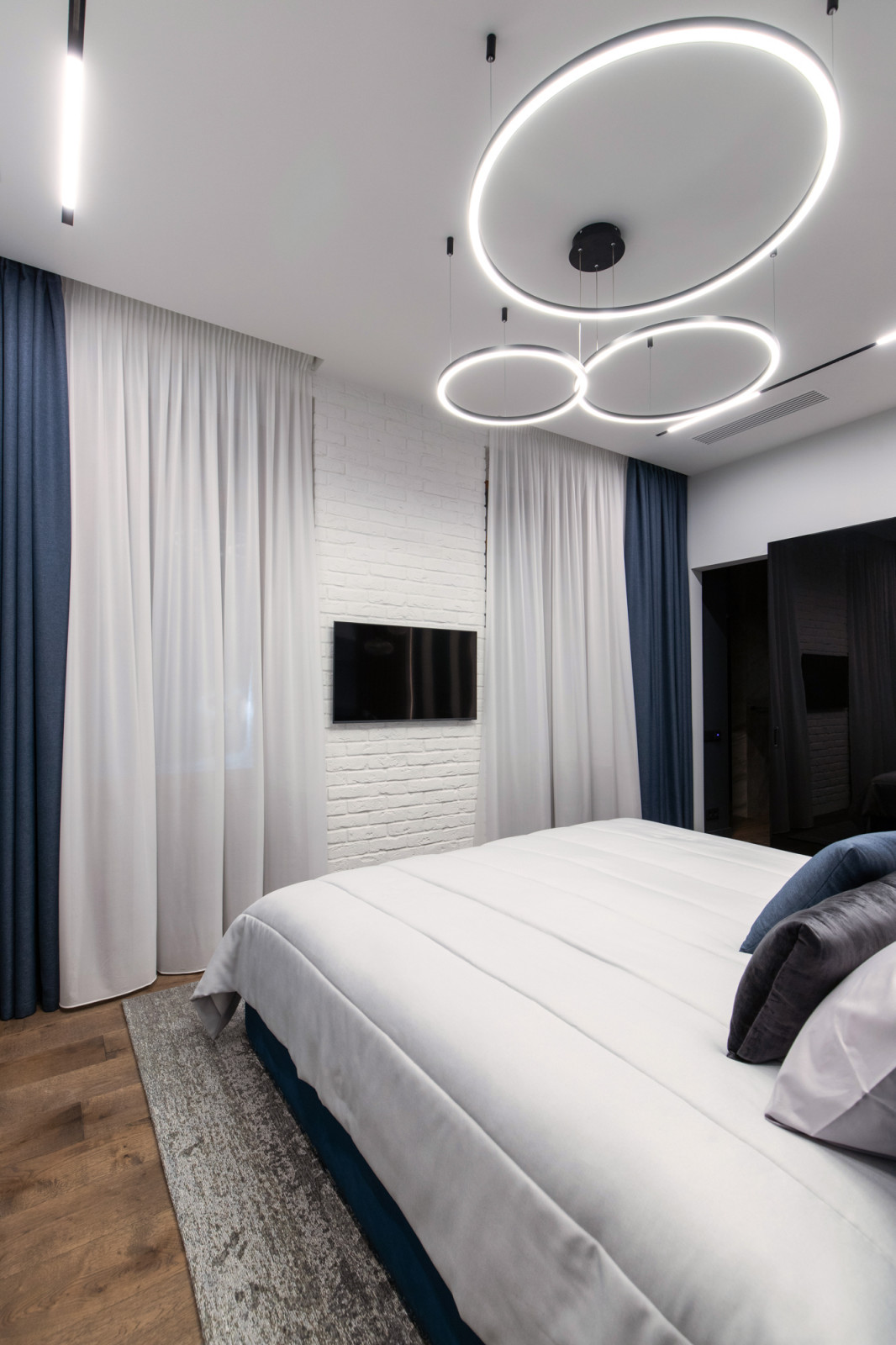 Квартира в центре Москвы для молодой девушки