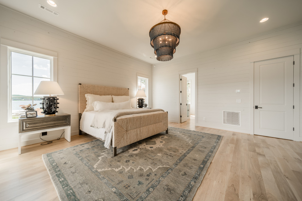 Home design - transitional home design idea in Birmingham