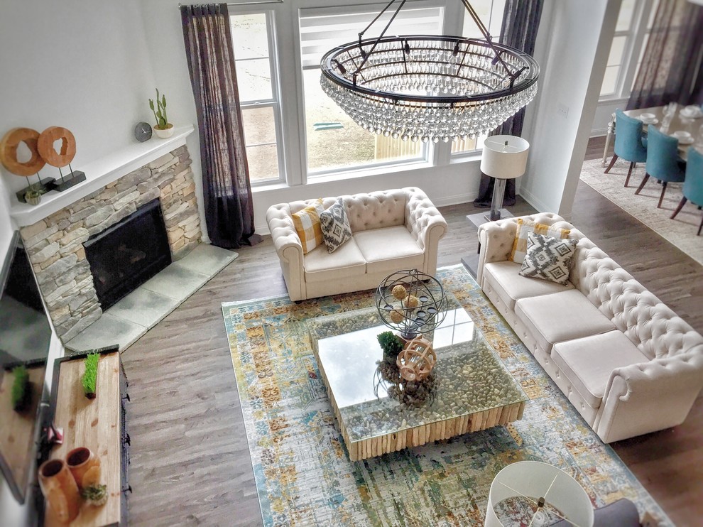 Transitional living room in Indianapolis.