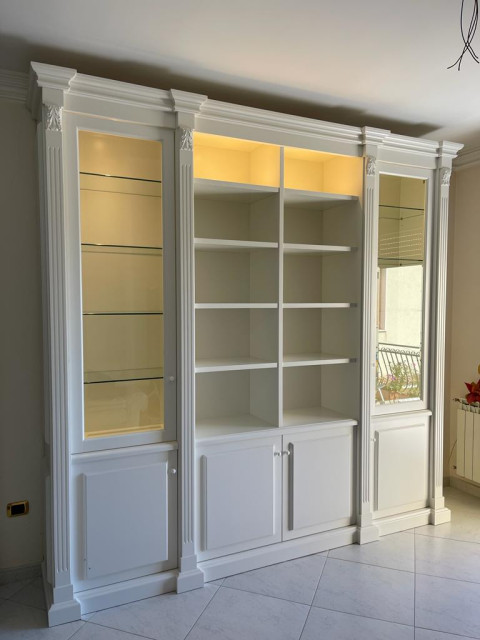 Mobile libreria classico bianco traditional-living-room