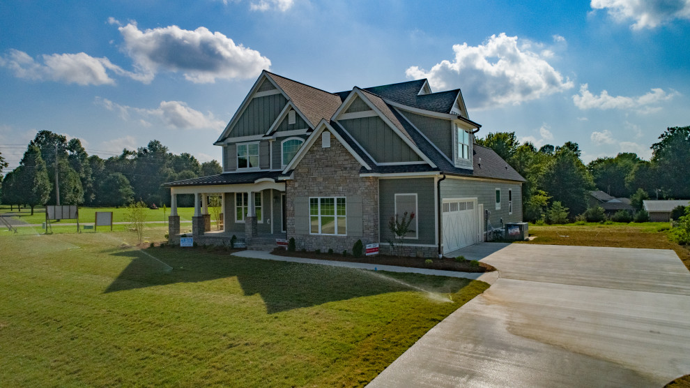 CLB Network MC Homes Paducah, KY 1 Farmhouse Miami by 41