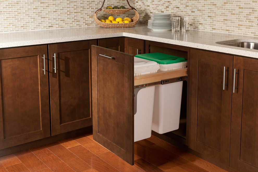 Kitchen - transitional kitchen idea in DC Metro with shaker cabinets and medium tone wood cabinets
