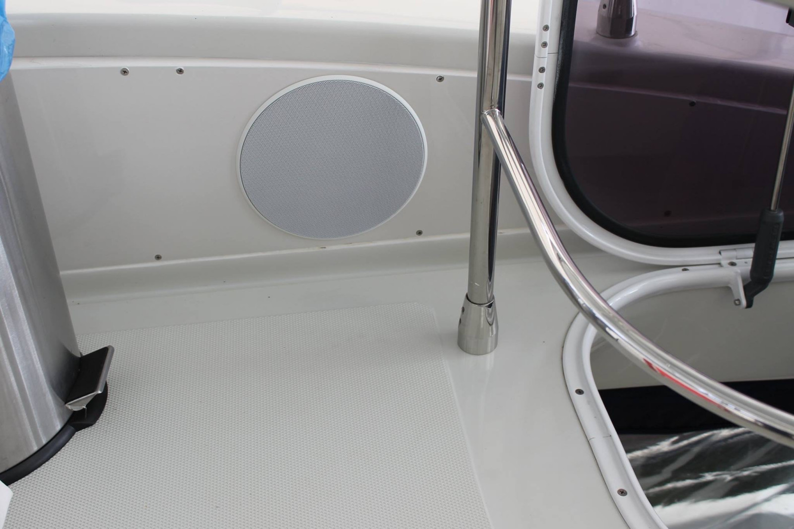 Мультимедиа для умной яхты