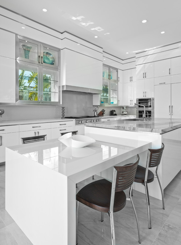 Example of a transitional kitchen design in Miami