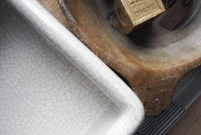 Ceramic Sinks by deVOL