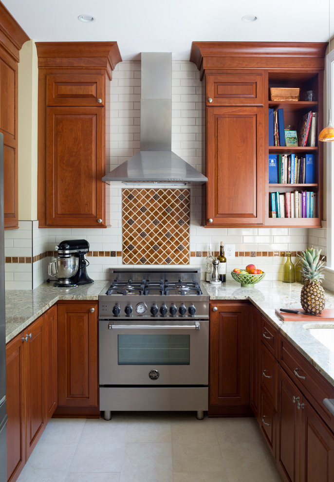 Transitional kitchen photo in DC Metro