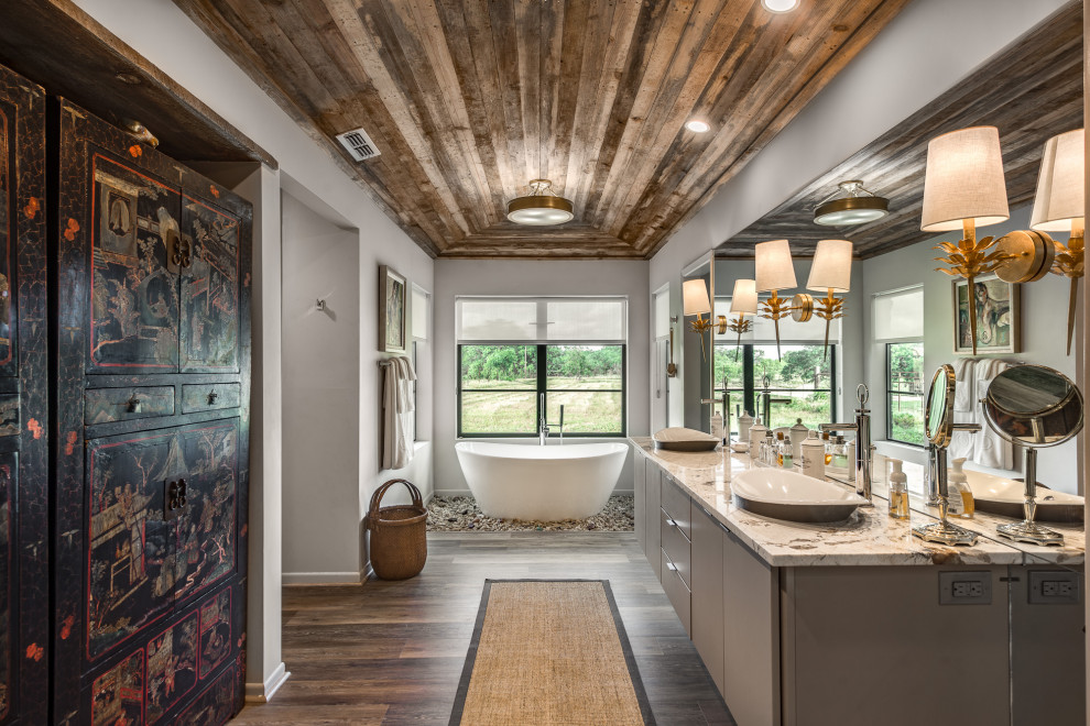 Design ideas for a country bathroom in Austin.