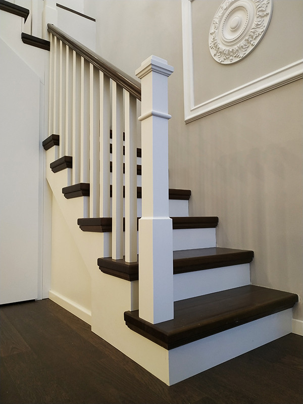 Лестница в двухуровневую квартиру