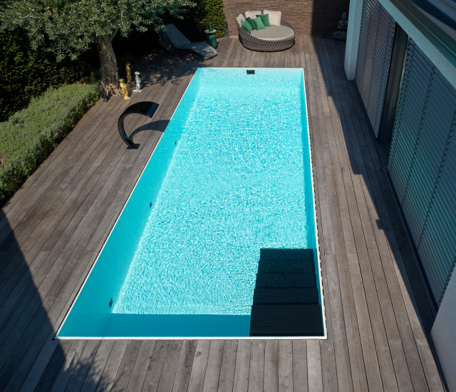 Refrenzobjekt Design Überlaufschwimmbecken Minimalistisch Pools