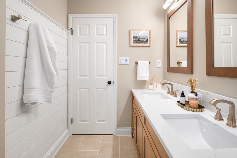 Example of a classic home design design in Philadelphia