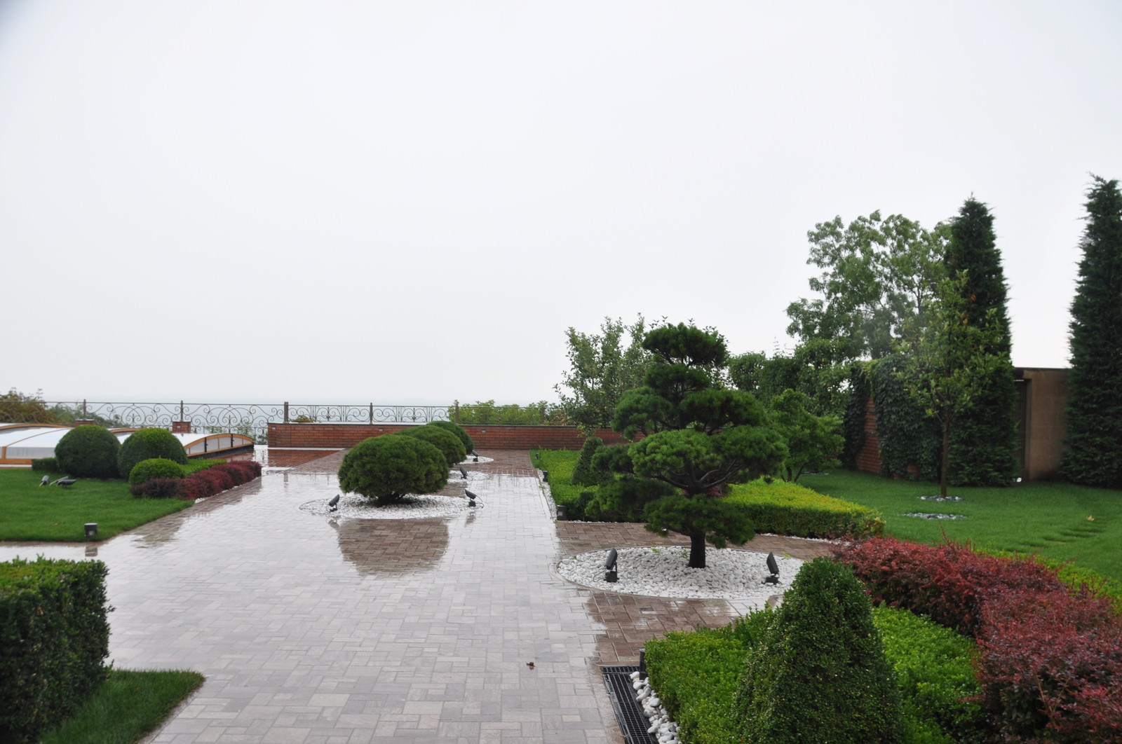 Classic Italian garden. / Классический итальянский сад.