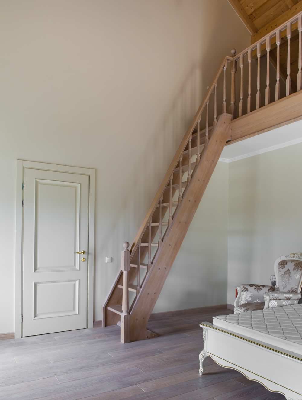 потолки и лестницы