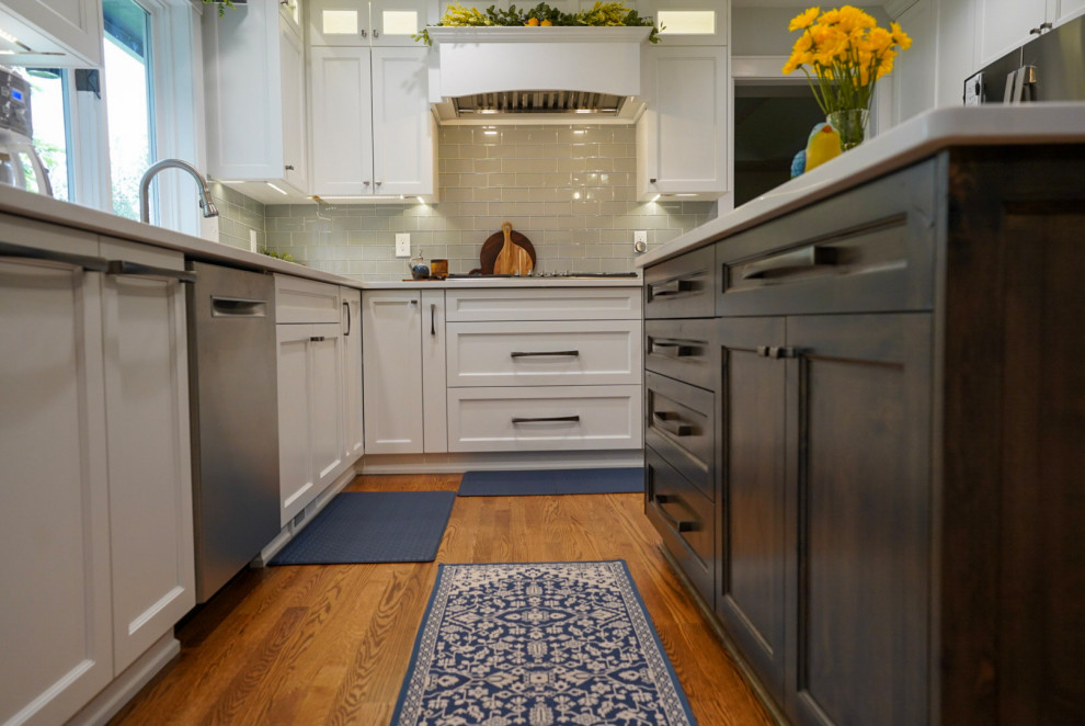 Golden Kitchen