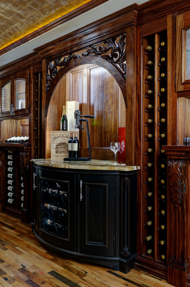 Wine cellar - traditional wine cellar idea in Columbus
