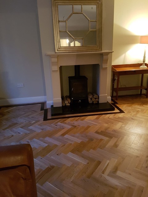 Solid Timber Herringbone klassisk-vardagsrum