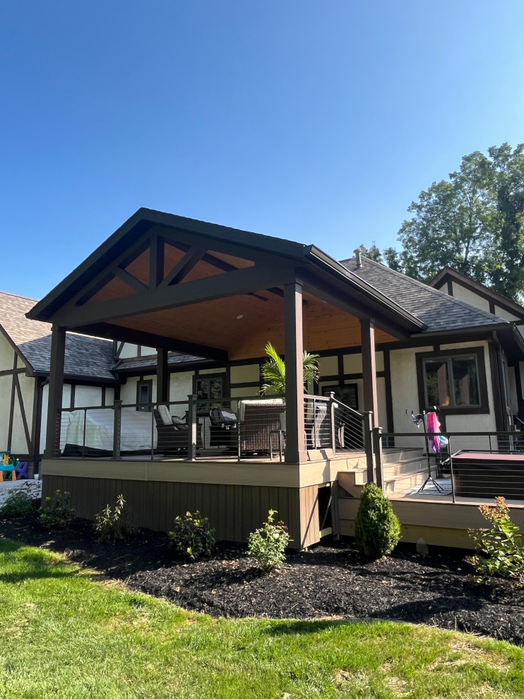 Munroe Falls Exterior Living