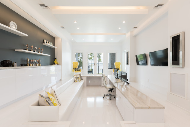 Chateau de L'amour modern-arbeitszimmer