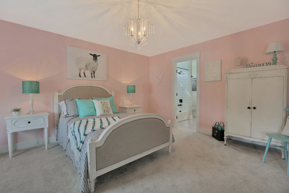 Inspiration for a country bedroom in Richmond with pink walls, carpet and beige floor.