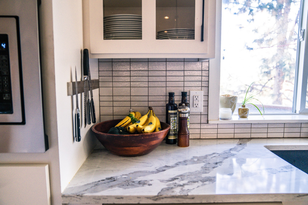 Inspiration for a transitional kitchen remodel in Denver